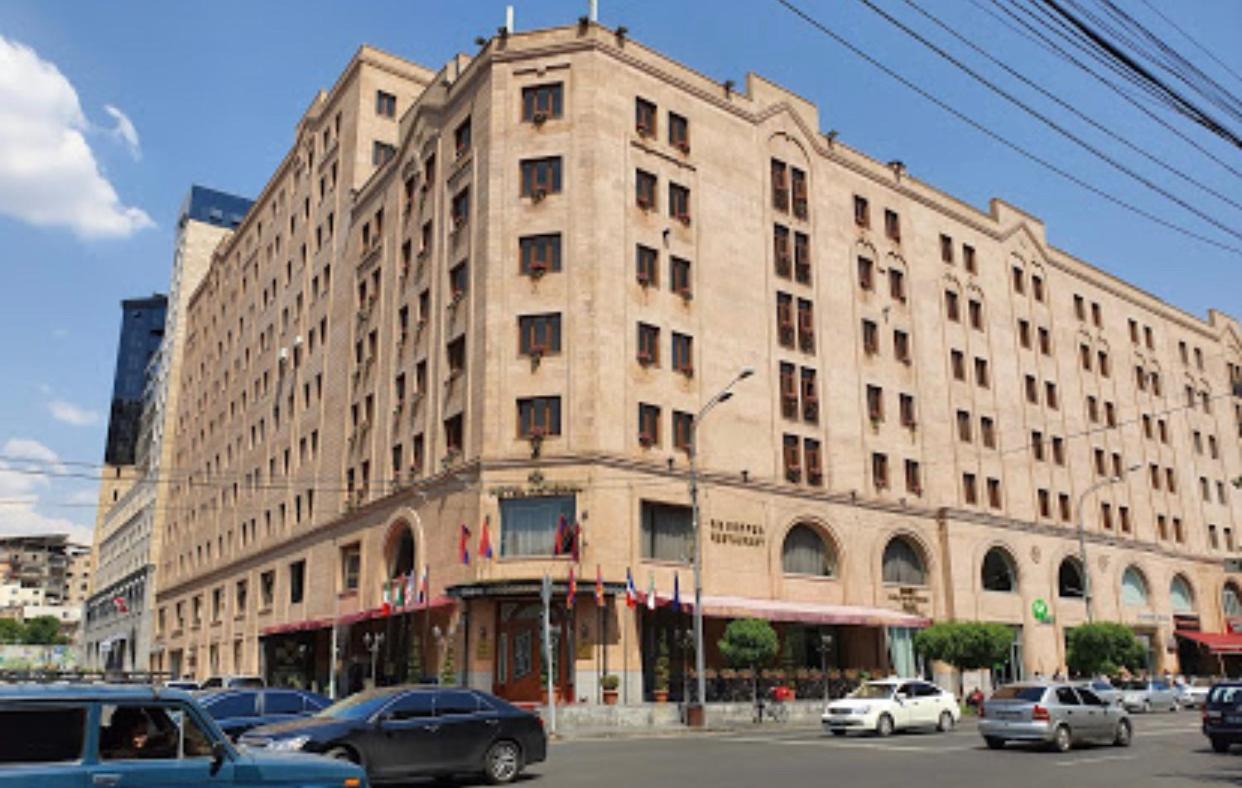 Yerevan Apart Republic Square Esterno foto
